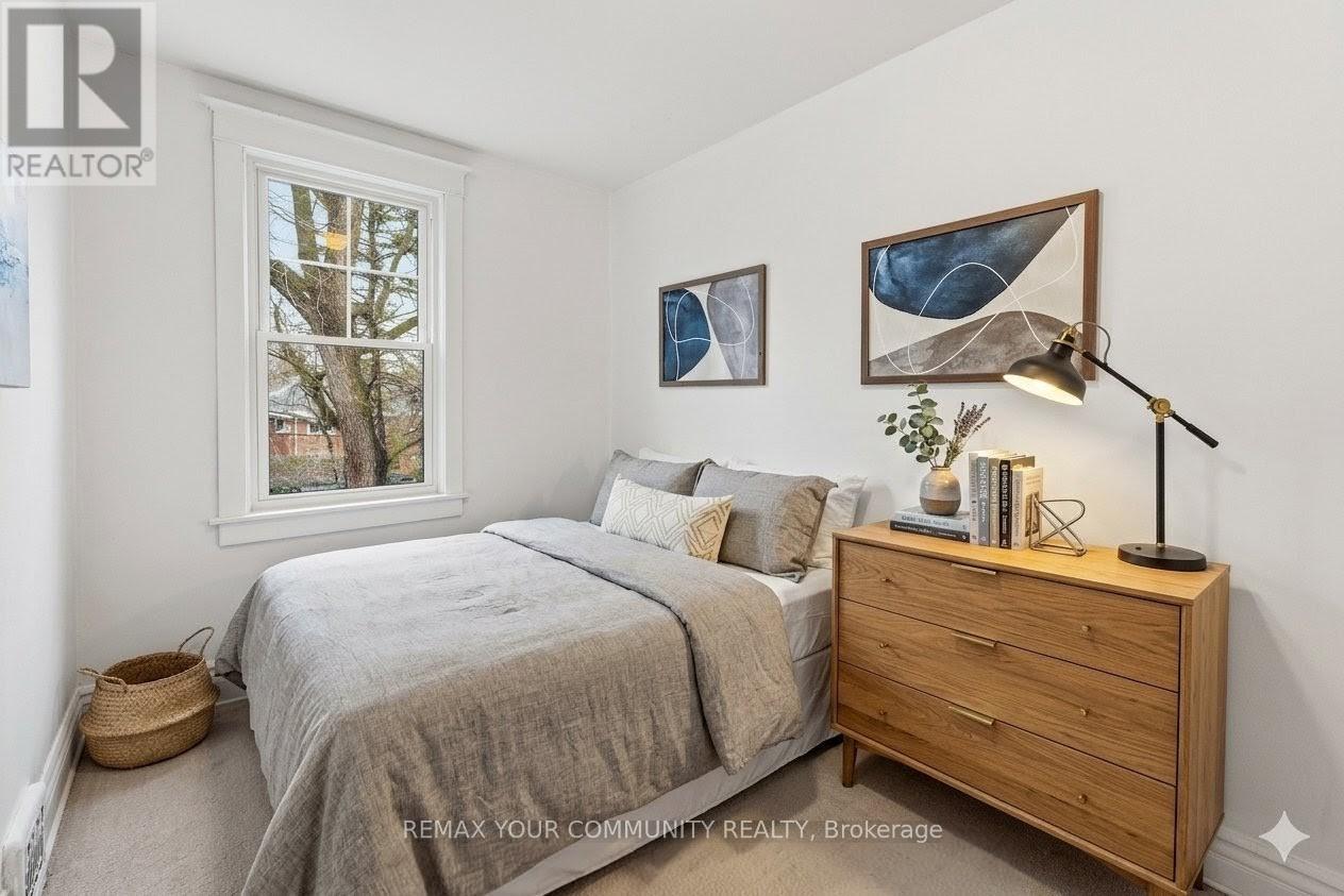 M4n 1z6 - 186 Roslin Avenue, Toronto, Ontario  M4N 1Z6 - Photo 7 - C13414280