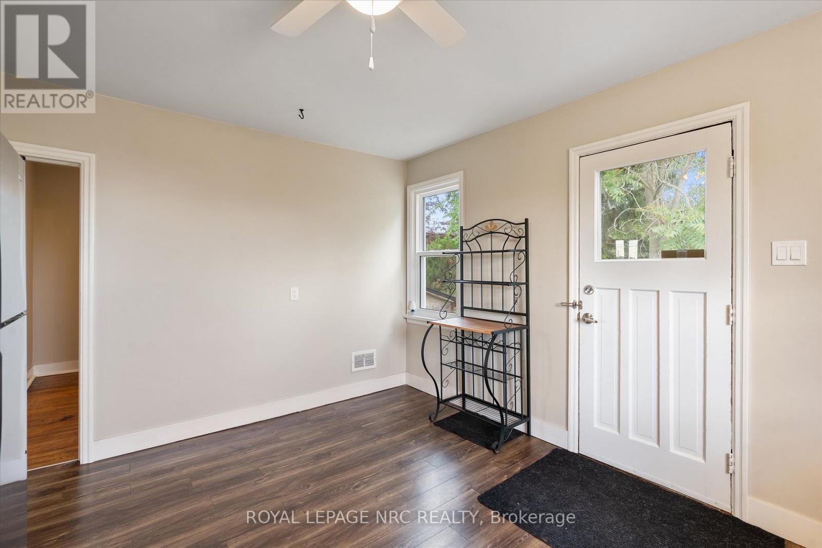 1447 Fifth Street, St. Catharines, Ontario  L2R 6P9 - Photo 7 - X13444488