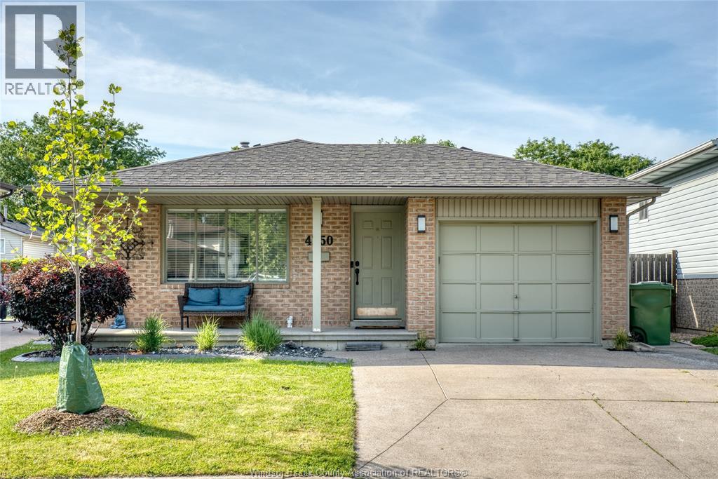 MLS# 26014060: 4750 THERESA PLACE, Windsor, Canada