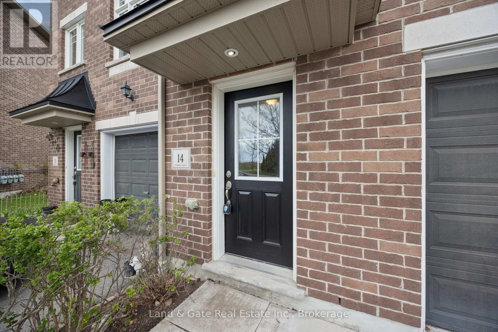 14 Katerson Lane, Clarington, Ontario  L1E 0E9 - Photo 4 - E13444410