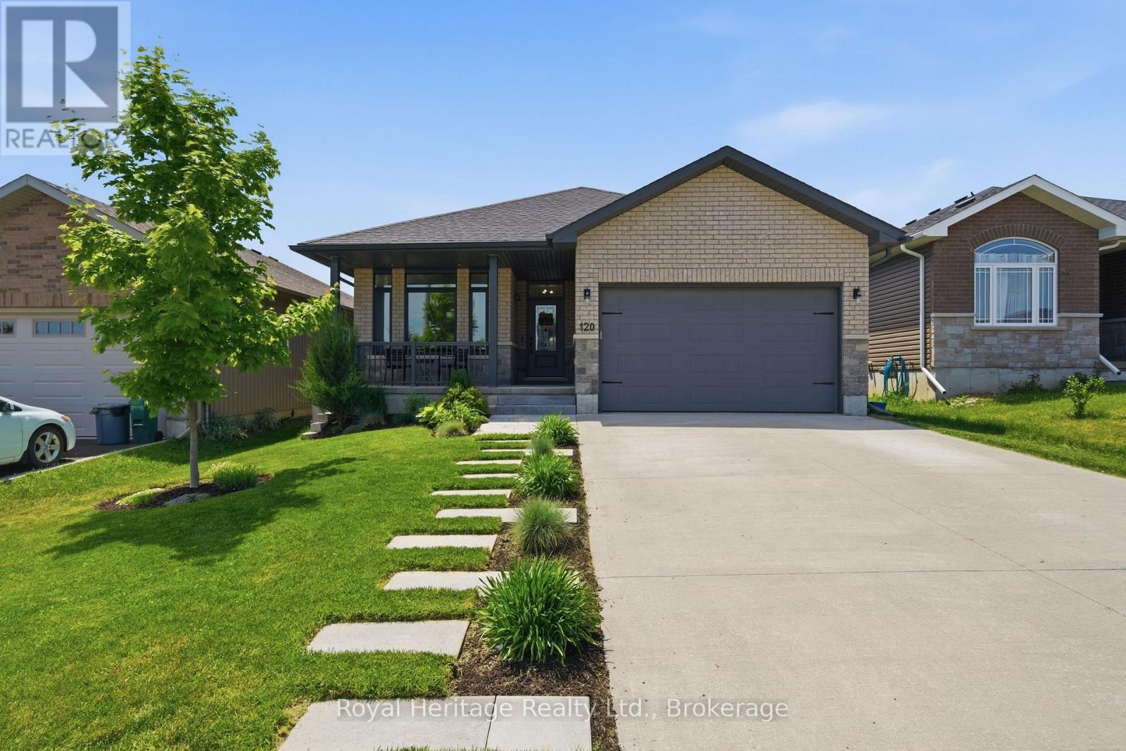 120 NORTHUMBERLAND BOULEVARD, Quinte West, Ontario