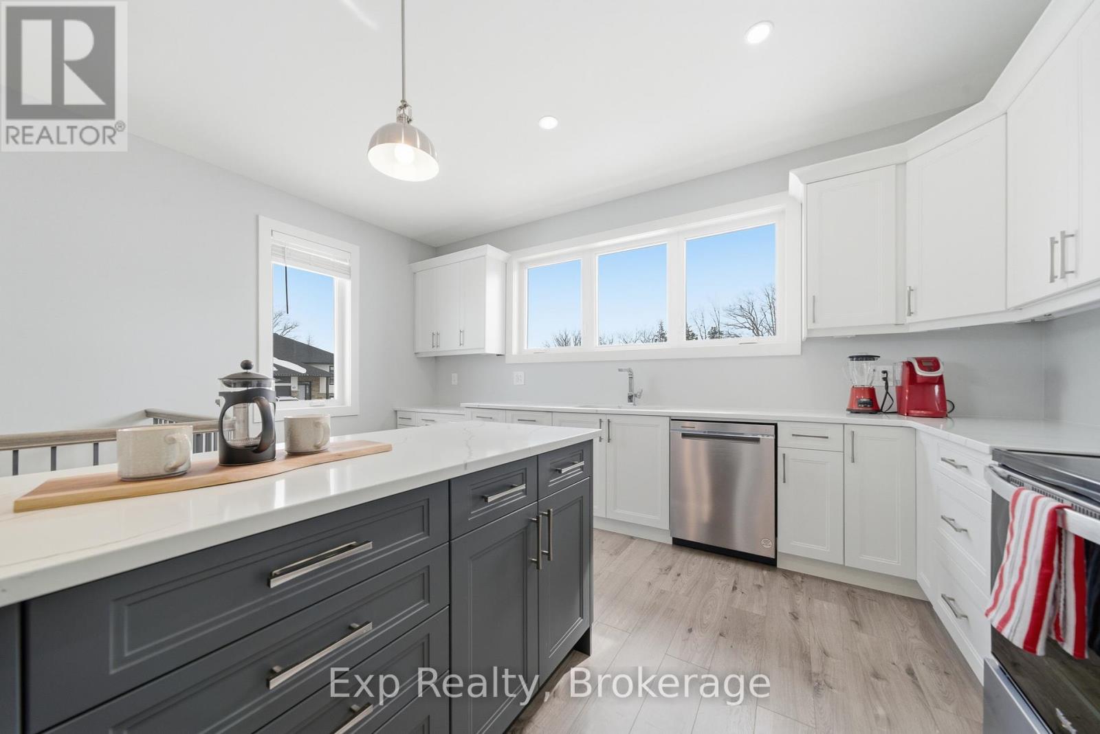 52 Meagan Lane, Quinte West, Ontario  K0K 2C0 - Photo 14 - X13444280