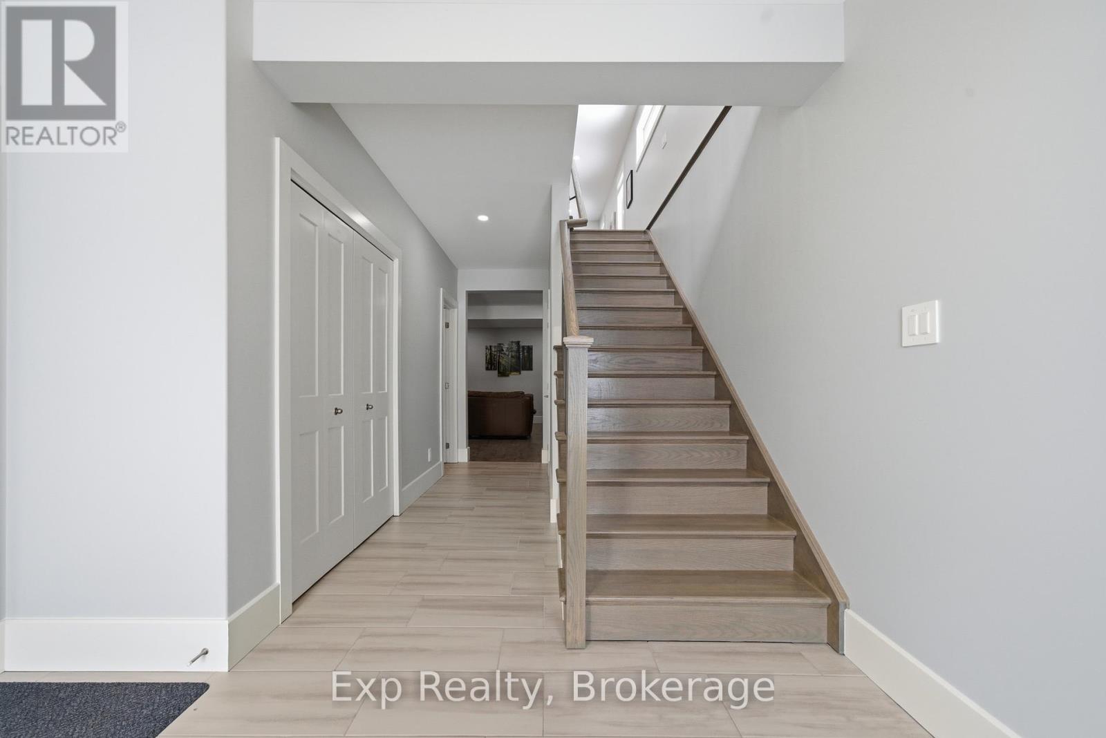 52 Meagan Lane, Quinte West, Ontario  K0K 2C0 - Photo 5 - X13444280