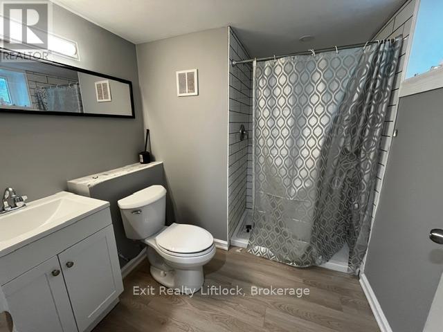 303 Caddy Street, Peterborough, Ontario  K9H 1M2 - Photo 10 - X13444328