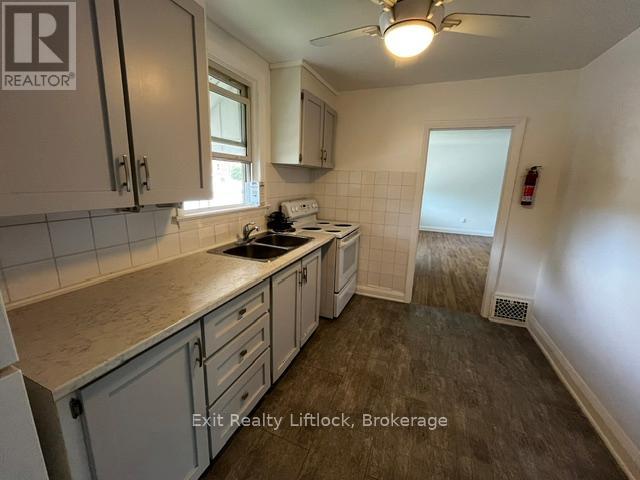 303 Caddy Street, Peterborough, Ontario  K9H 1M2 - Photo 6 - X13444328
