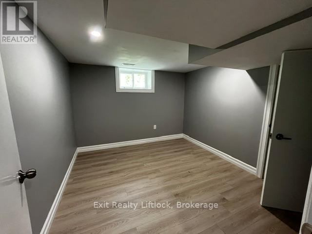 303 Caddy Street, Peterborough, Ontario  K9H 1M2 - Photo 9 - X13444328