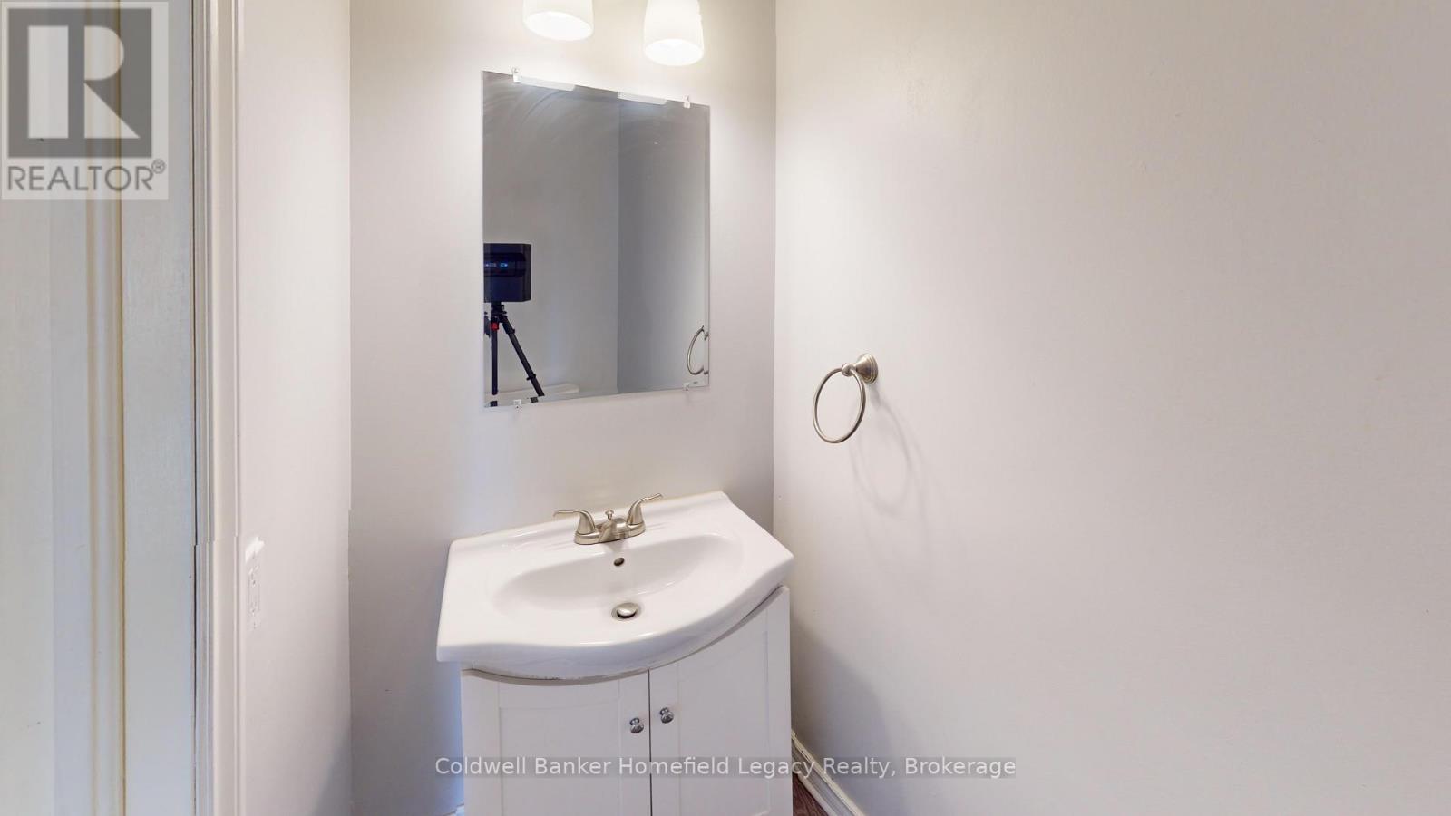 2 - 1189 Nellis Street, Woodstock (Woodstock - North), Ontario  N4T 1N5 - Photo 7 - X13444150