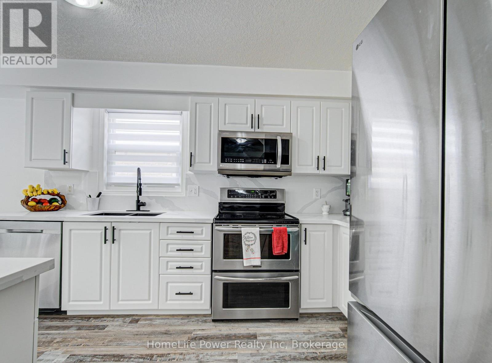 533 Activa Avenue, Kitchener, Ontario  N2E 4C2 - Photo 16 - X13444186