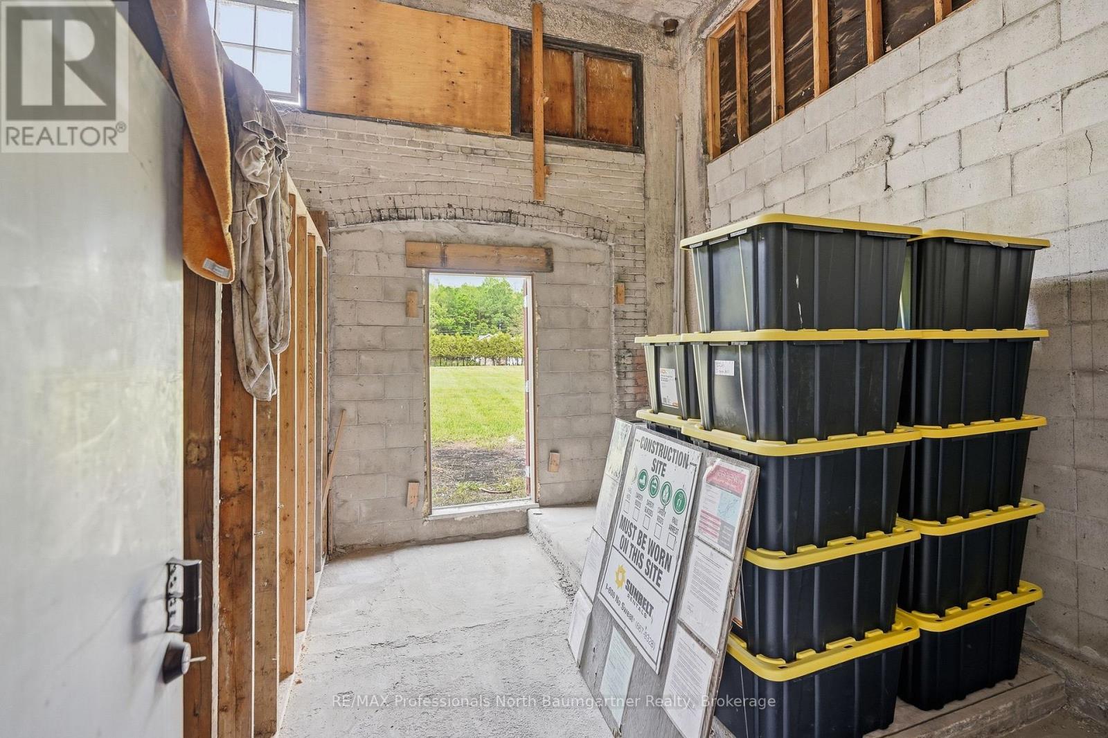 1057 Koshlong Lake Road, Dysart Et Al, Ontario  K0M 1S0 - Photo 10 - X13444274