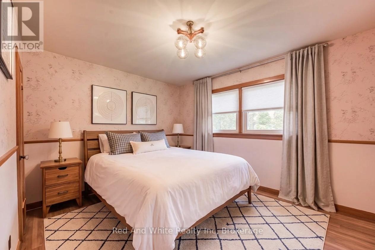 104 Elgin Crescent, Waterloo, Ontario  N2J 2S2 - Photo 14 - X13444354