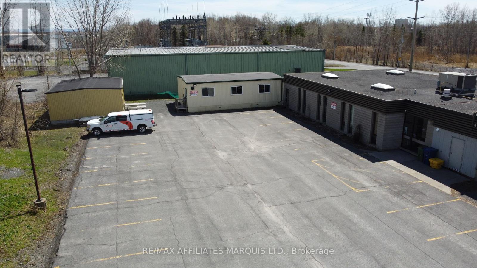 1343 Rosemount Avenue, Cornwall, Ontario  K6J 3E5 - Photo 6 - X13444206