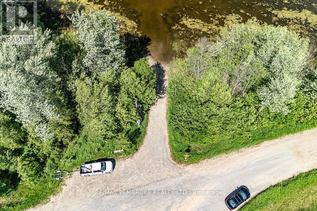 112 Cornerview Road, Whitewater Region, Ontario  K0J 1K0 - Photo 23 - X13444134