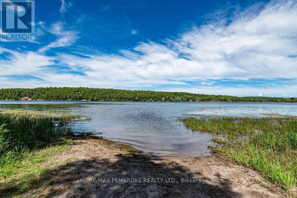 112 Cornerview Road, Whitewater Region, Ontario  K0J 1K0 - Photo 27 - X13444134