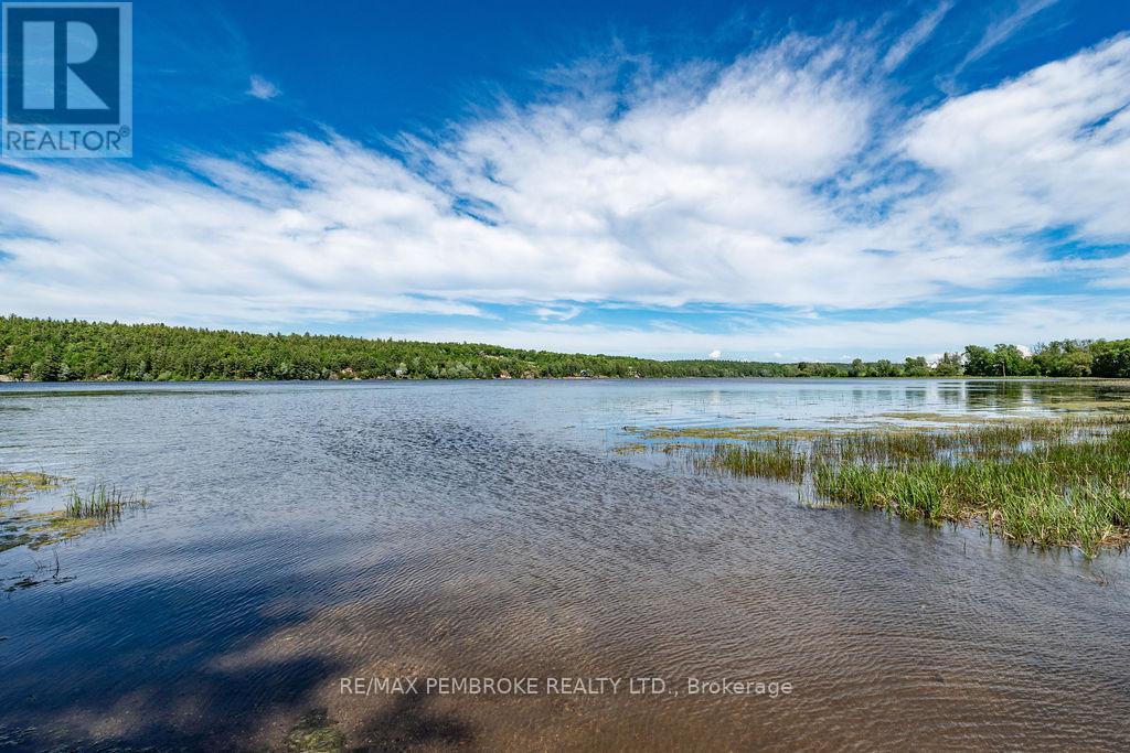 112 Cornerview Road, Whitewater Region, Ontario  K0J 1K0 - Photo 28 - X13444134