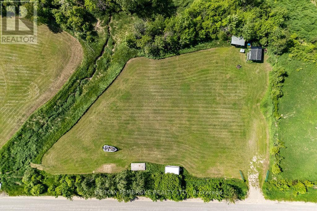 112 Cornerview Road, Whitewater Region, Ontario  K0J 1K0 - Photo 7 - X13444134