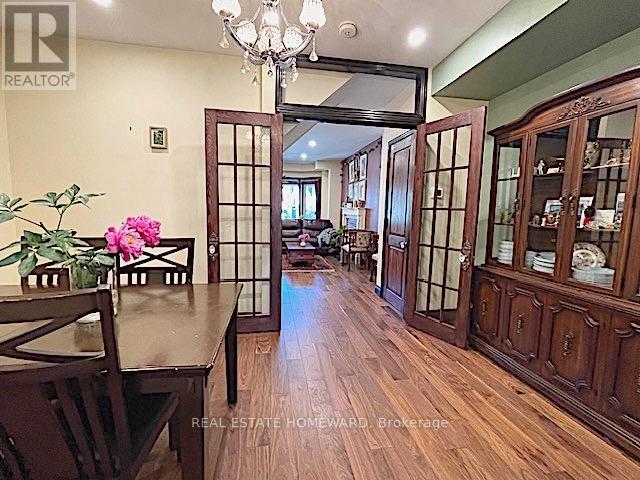 29 Appleton Avenue, Toronto, Ontario  M6E 3A4 - Photo 10 - C13444180