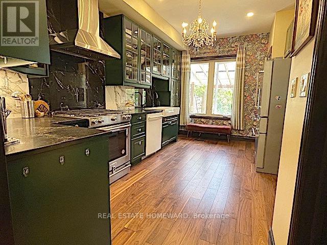 29 Appleton Avenue, Toronto, Ontario  M6E 3A4 - Photo 12 - C13444180