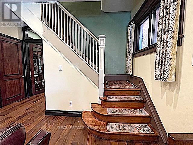 29 Appleton Avenue, Toronto, Ontario  M6E 3A4 - Photo 19 - C13444180