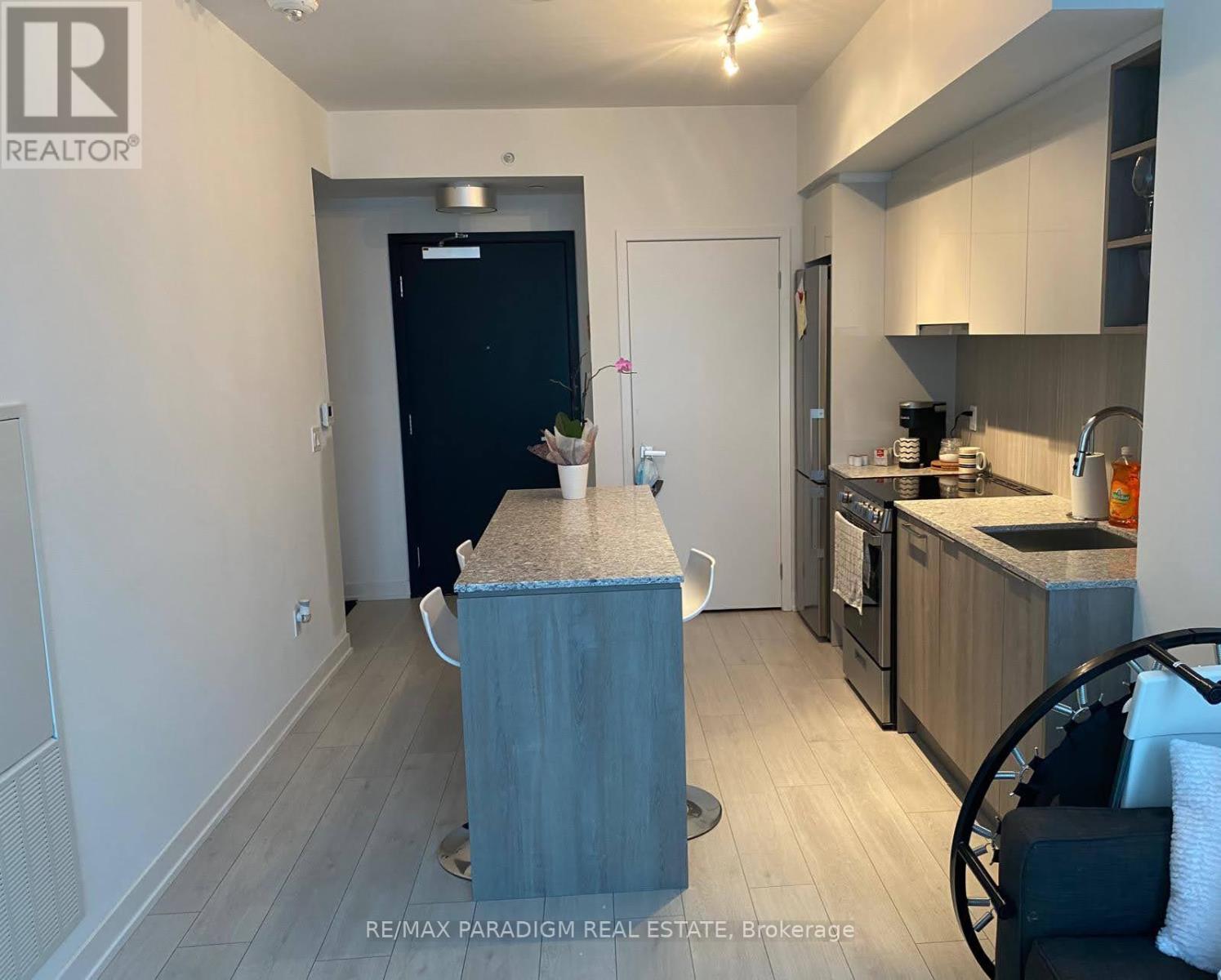 812 - 31 Tippett Road, Toronto, Ontario  M3H 0C8 - Photo 3 - C13444312