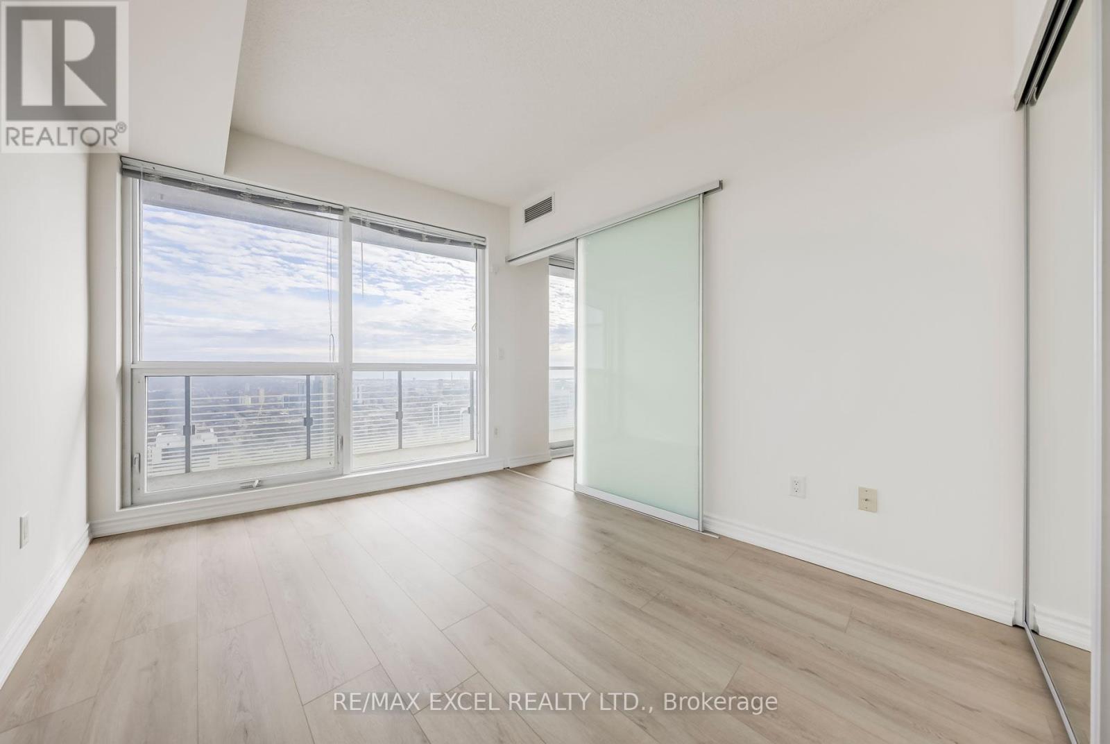 4904 - 386 Yonge Street, Toronto, Ontario  M5B 0A5 - Photo 37 - C13434546