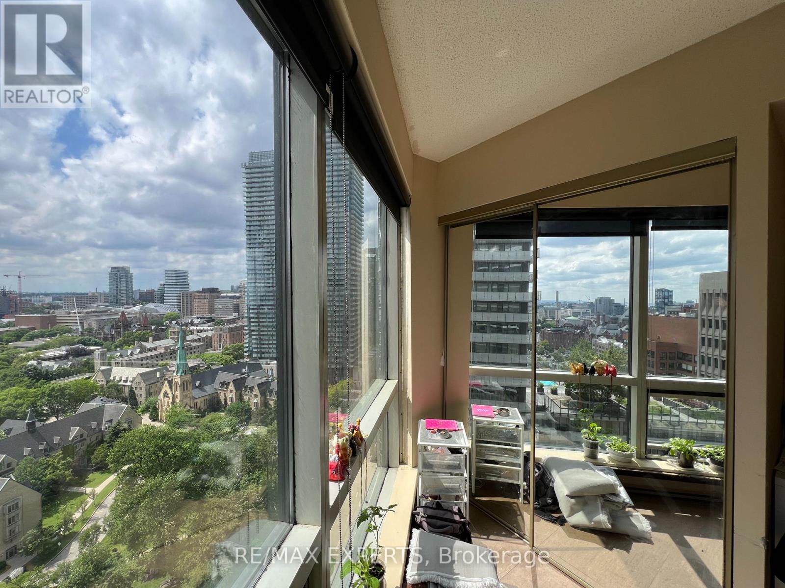 2218 - 1001 Bay Street, Toronto, Ontario  M5S 3A6 - Photo 13 - C13438428