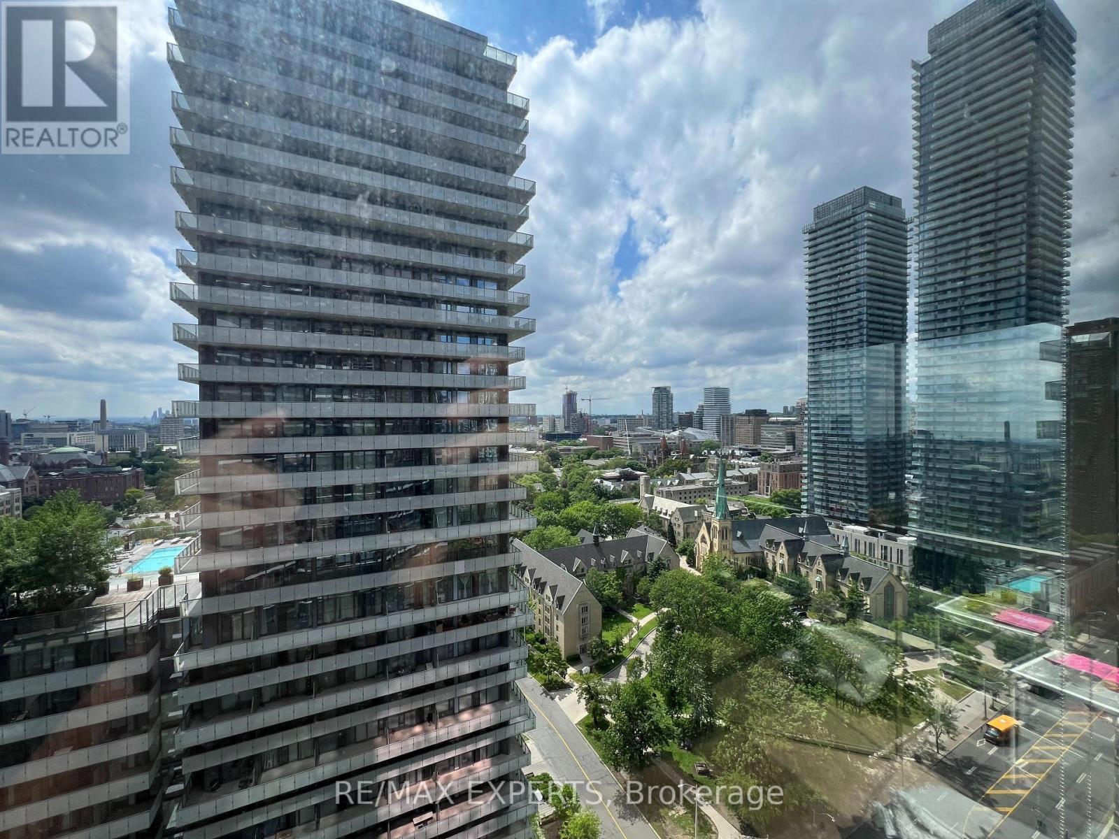 2218 - 1001 Bay Street, Toronto, Ontario  M5S 3A6 - Photo 12 - C13438428