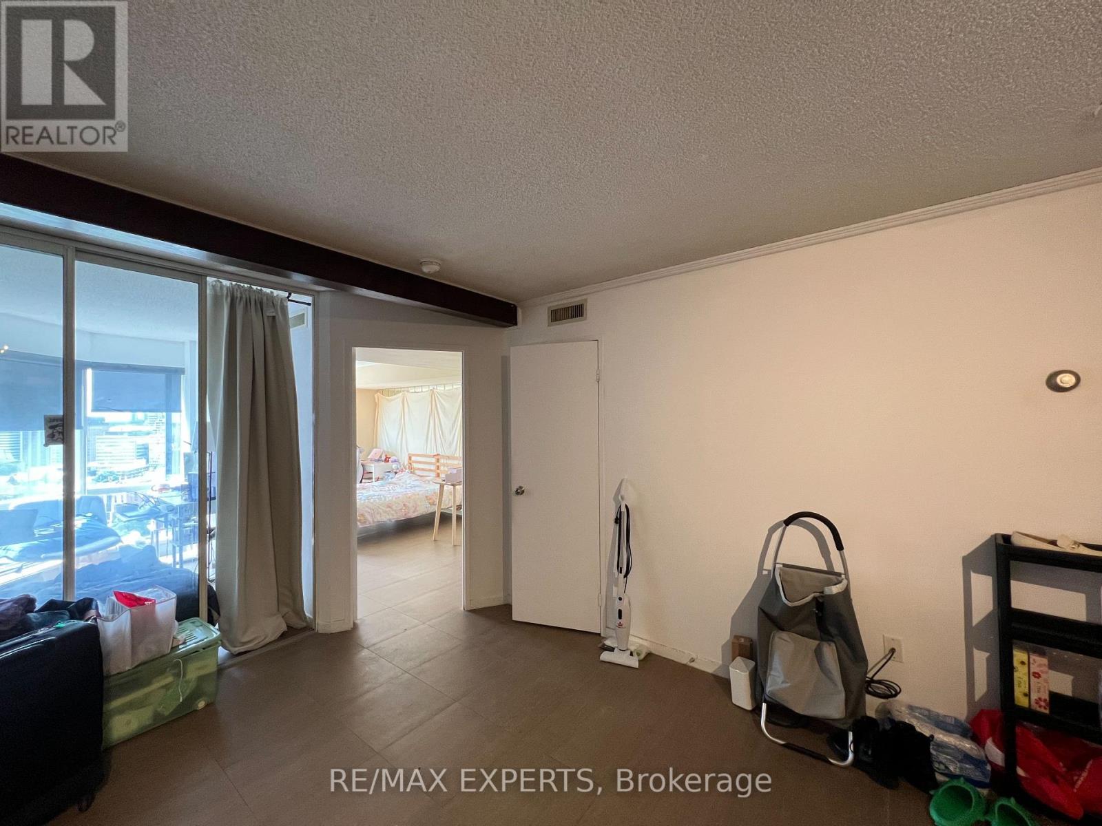 2218 - 1001 Bay Street, Toronto, Ontario  M5S 3A6 - Photo 7 - C13438428