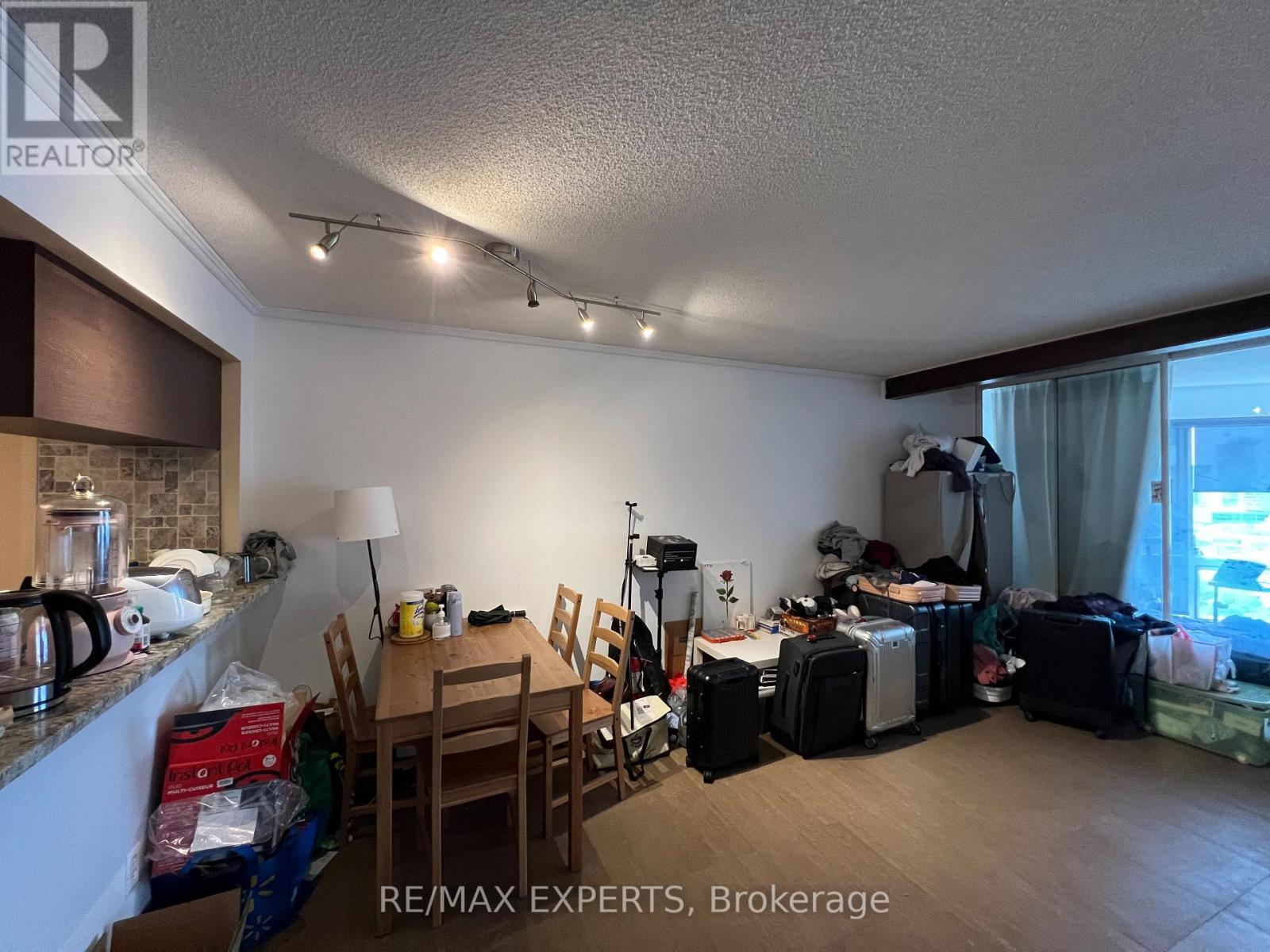 2218 - 1001 Bay Street, Toronto, Ontario  M5S 3A6 - Photo 5 - C13438428