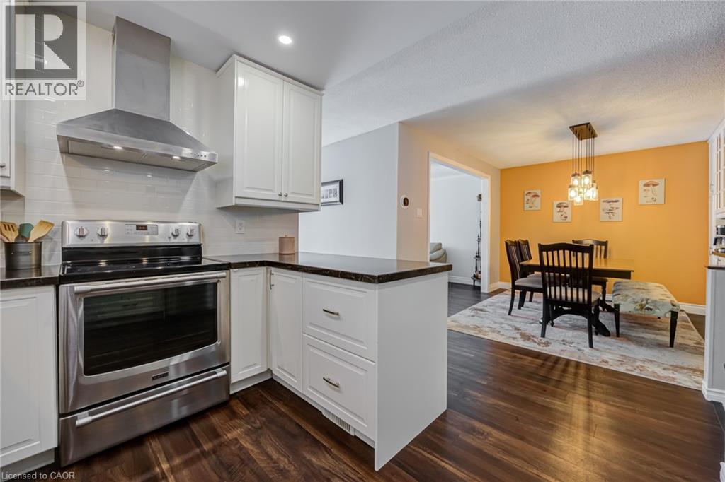 2348 Malcolm Crescent, Burlington, Ontario  L7P 4H4 - Photo 16 - 40834153