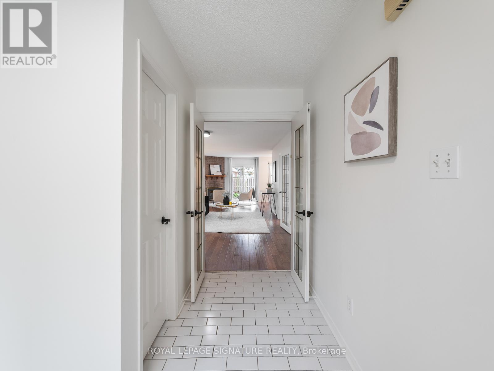71 Nature Pathway, Toronto, Ontario  M1B 4T2 - Photo 4 - E13444302