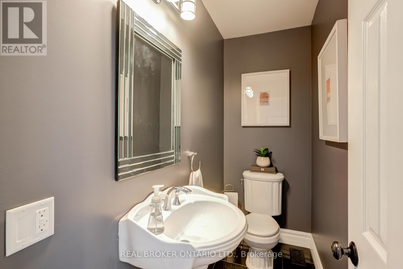 331 Millwood Road, Toronto, Ontario  M4S 1J9 - Photo 14 - C13438924