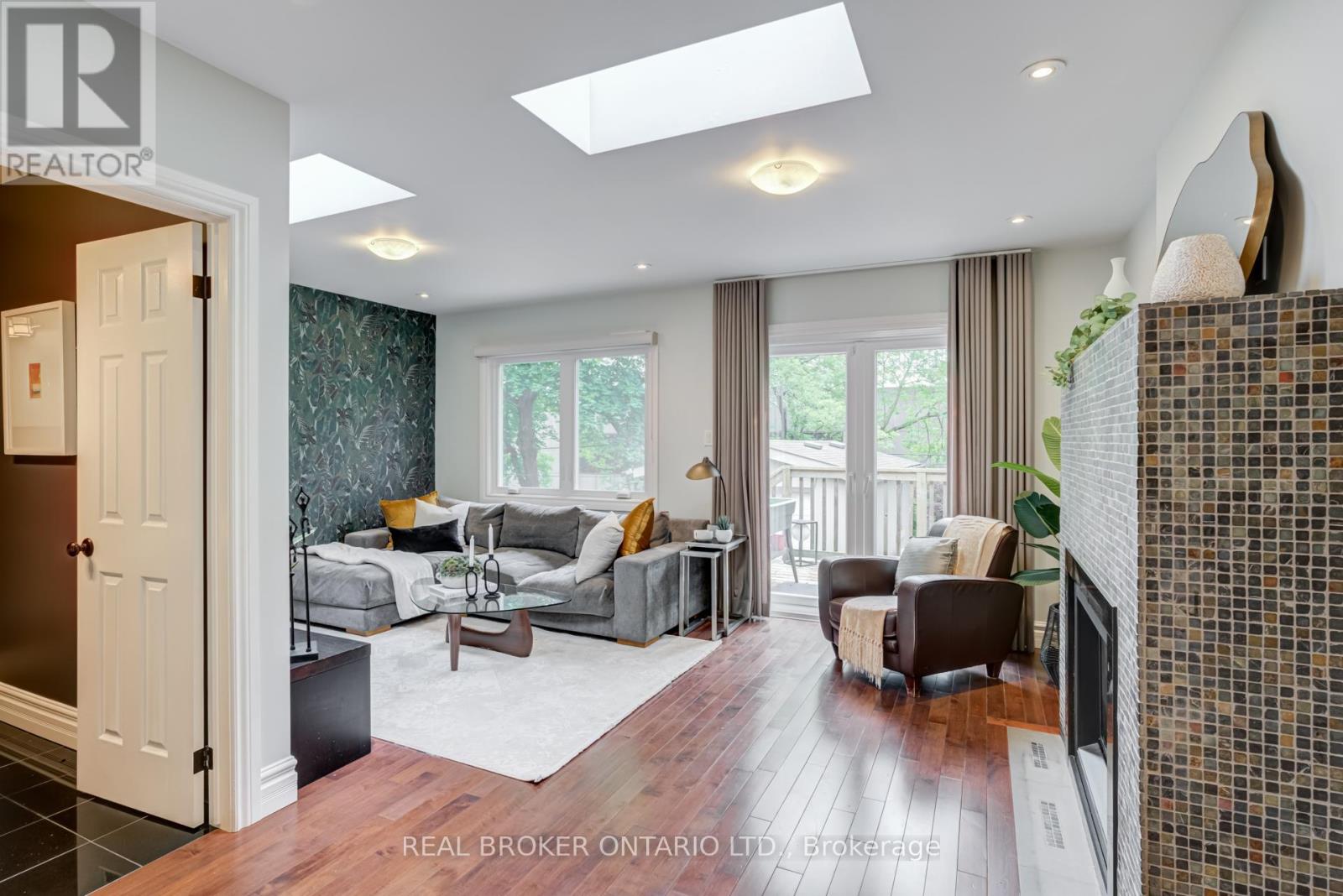 331 Millwood Road, Toronto, Ontario  M4S 1J9 - Photo 15 - C13438924