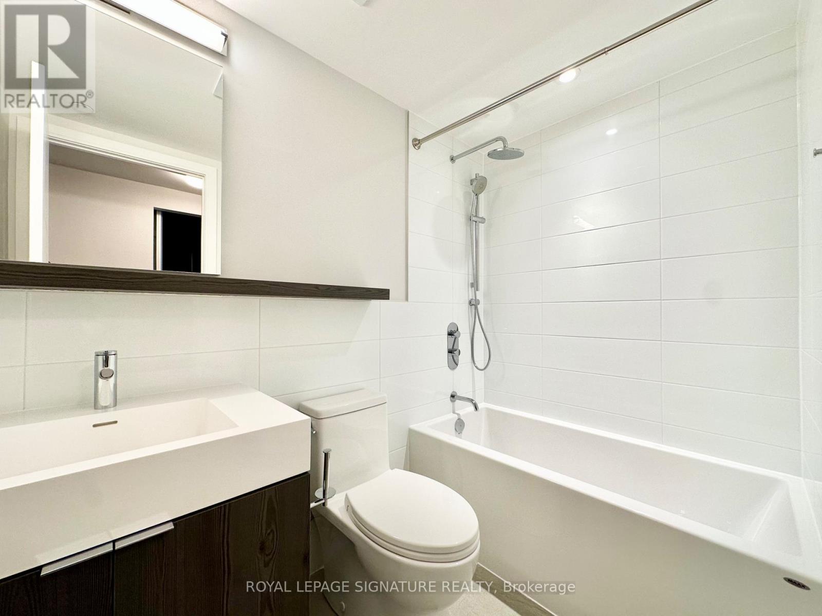210 - 664 Spadina Avenue, Toronto, Ontario  M5S 0G4 - Photo 19 - C13439198