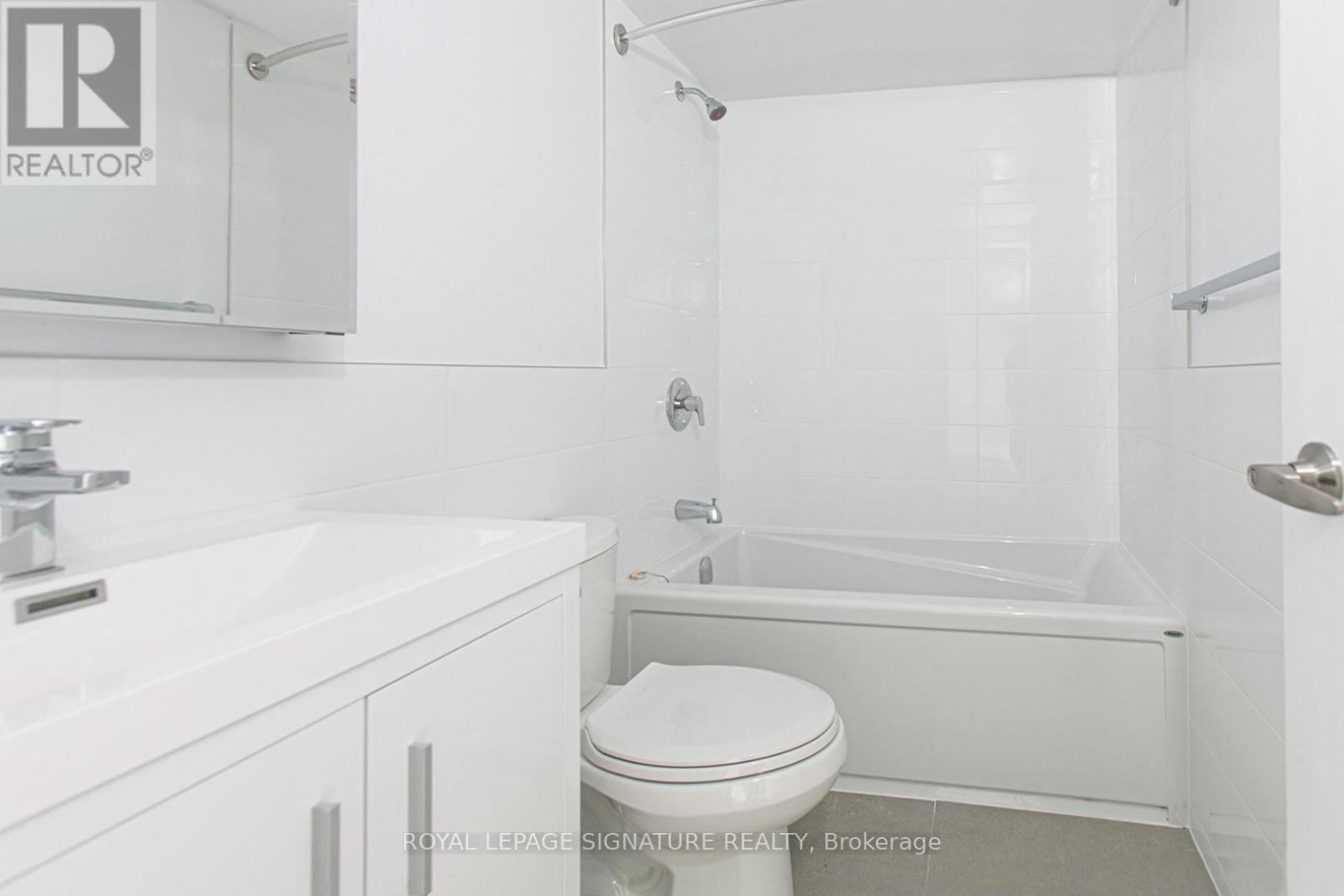 203 - 33 Isabella Street, Toronto, Ontario  M4Y 2P7 - Photo 3 - C13439212