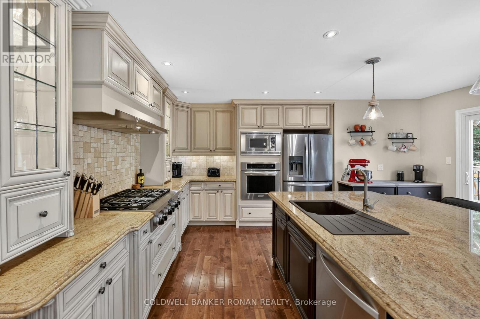 36 Mccarthy Crescent, Essa, Ontario  L3W 0J6 - Photo 12 - N13444374