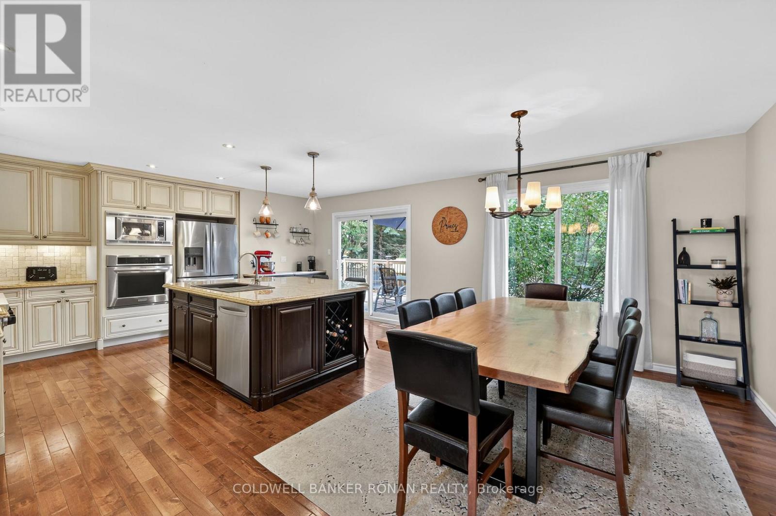 36 Mccarthy Crescent, Essa, Ontario  L3W 0J6 - Photo 13 - N13444374