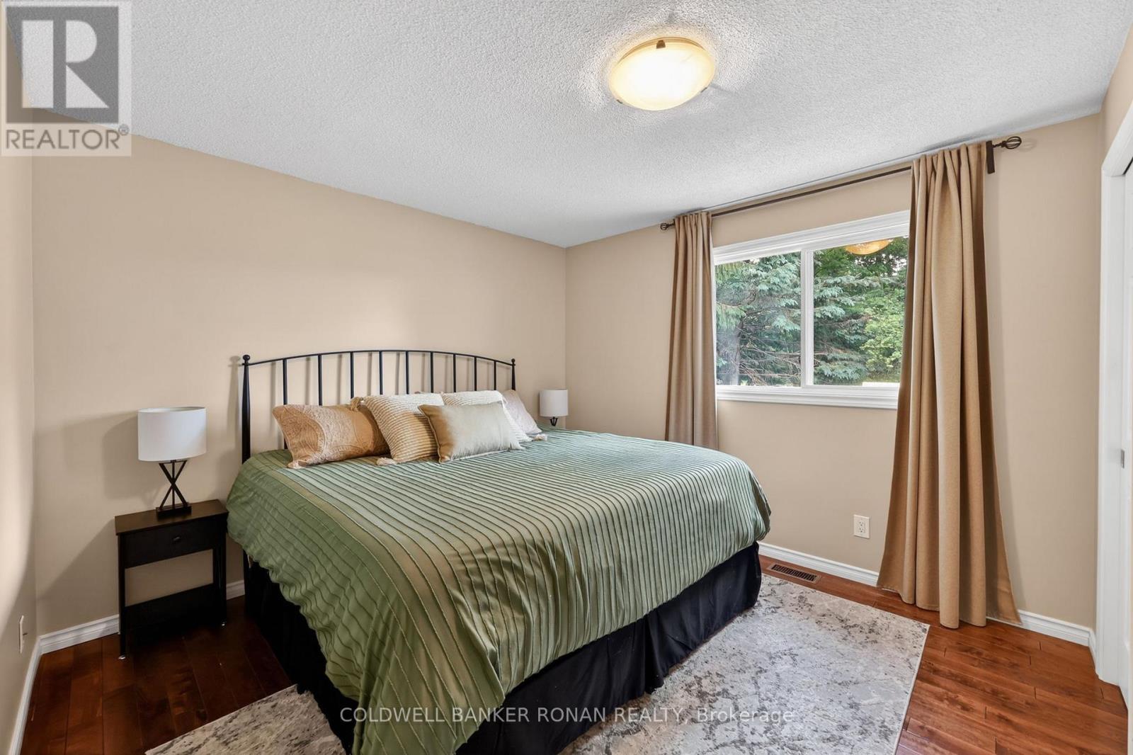 36 Mccarthy Crescent, Essa, Ontario  L3W 0J6 - Photo 14 - N13444374