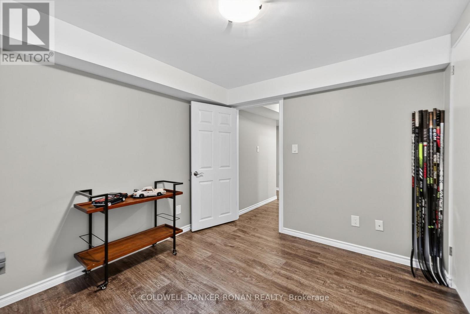 36 Mccarthy Crescent, Essa, Ontario  L3W 0J6 - Photo 32 - N13444374