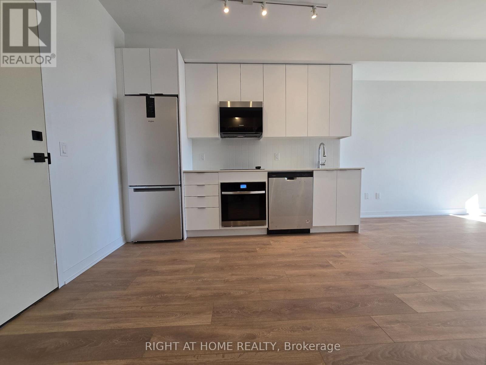 707 - 474 Caldari Road, Vaughan (Concord), Ontario  L4K 0R5 - Photo 2 - N13444380