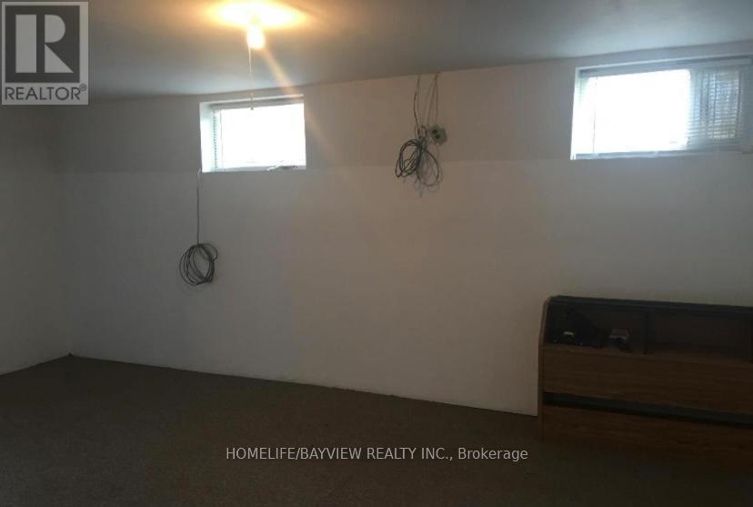 969 Davis Drive, Newmarket, Ontario  L3Y 2R7 - Photo 9 - N13444456