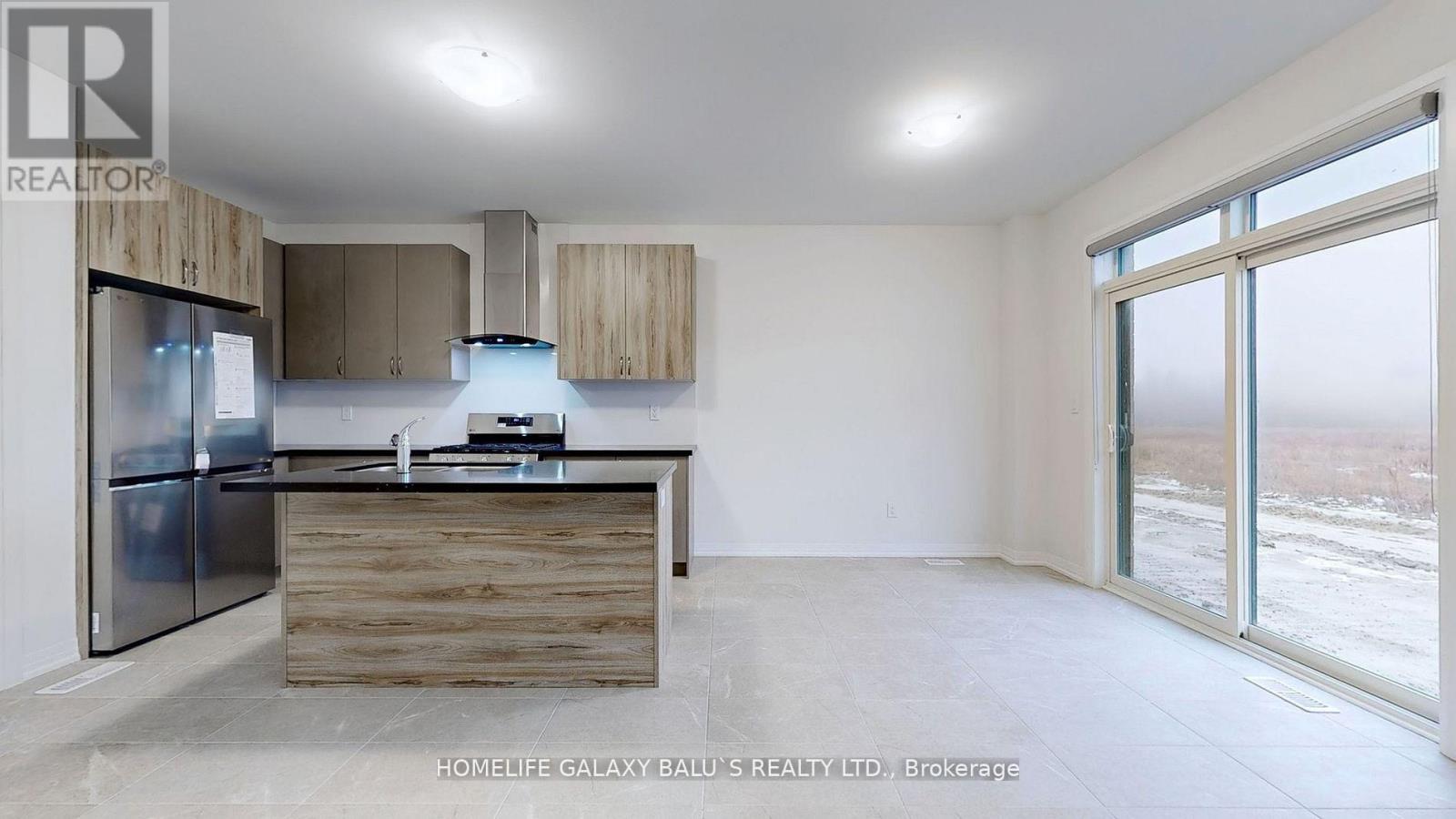 1074 Pisces Trail, Pickering, Ontario L0H 1J0 - Photo 11 - E13438814