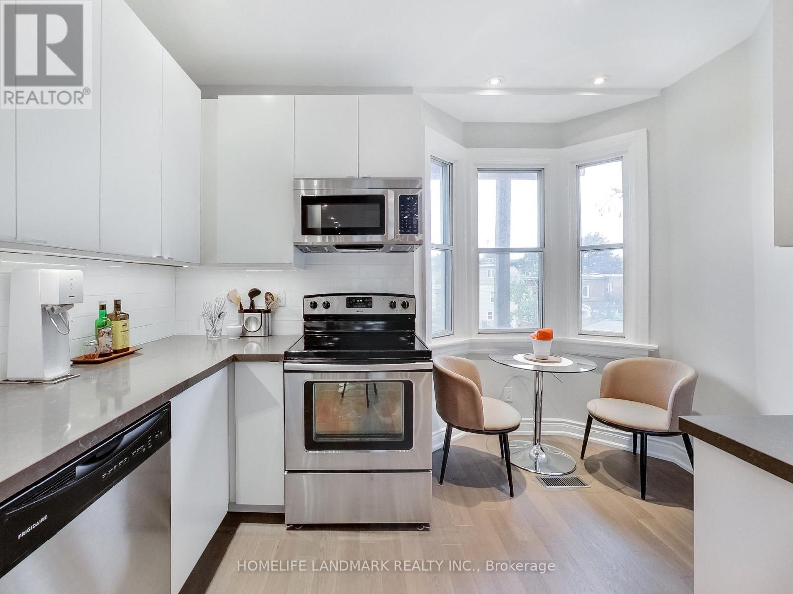 297 Withrow Avenue, Toronto, Ontario  M4J 1B6 - Photo 12 - E13438920