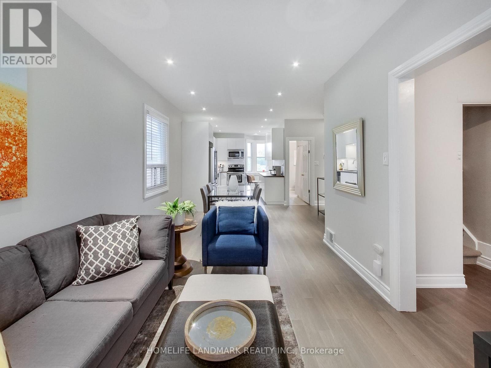 297 Withrow Avenue, Toronto, Ontario  M4J 1B6 - Photo 6 - E13438920