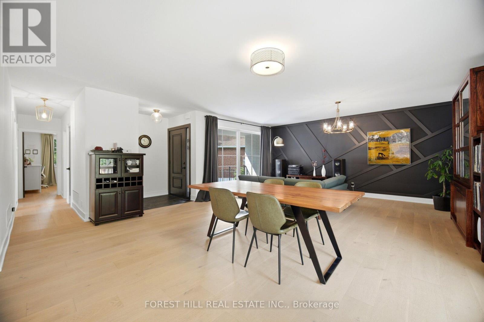 20 Silverhill Drive, Toronto, Ontario  M9B 3W2 - Photo 8 - W13444160
