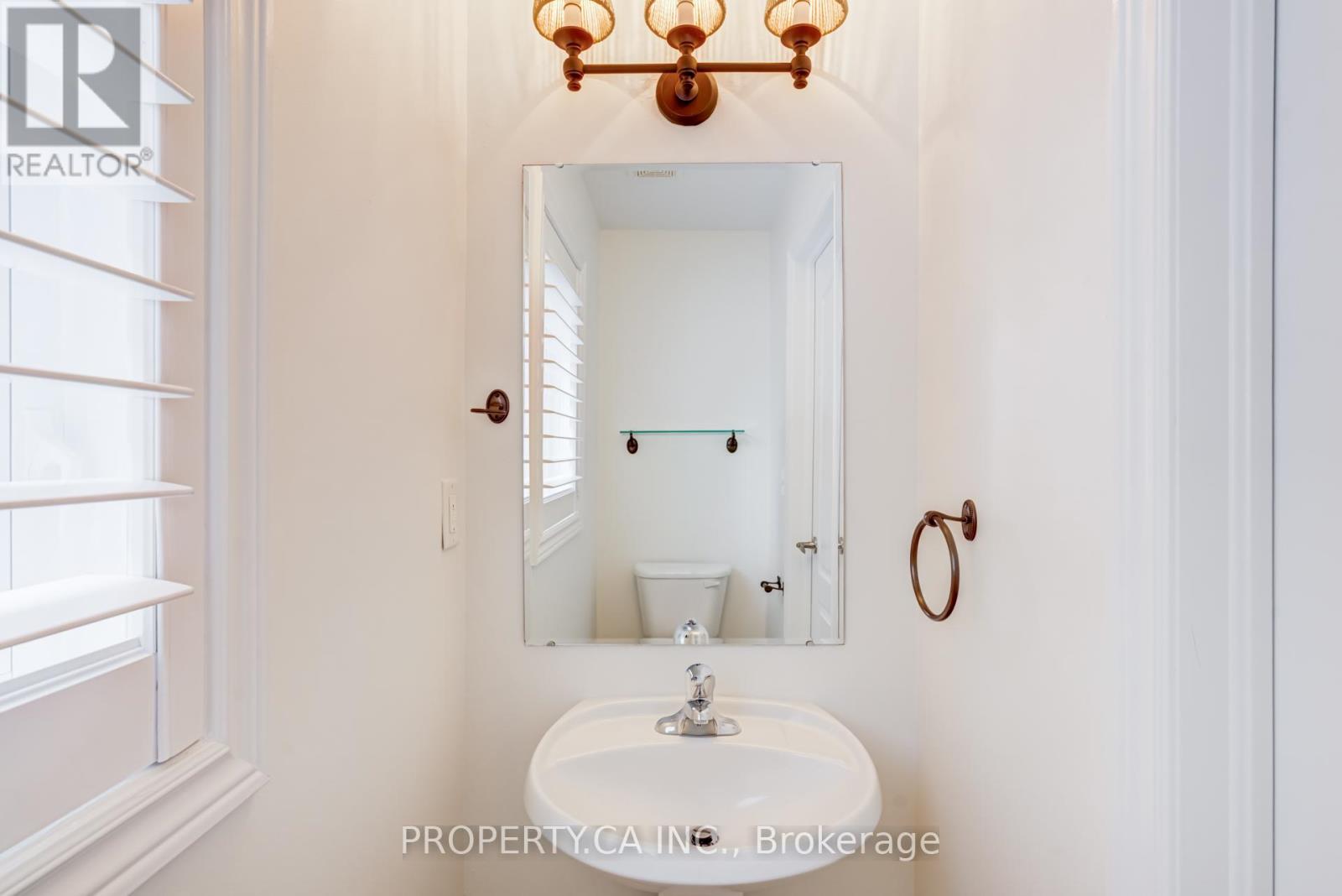 3347 Eglinton Avenue W, Mississauga, Ontario  L5M 7W8 - Photo 19 - W13444220