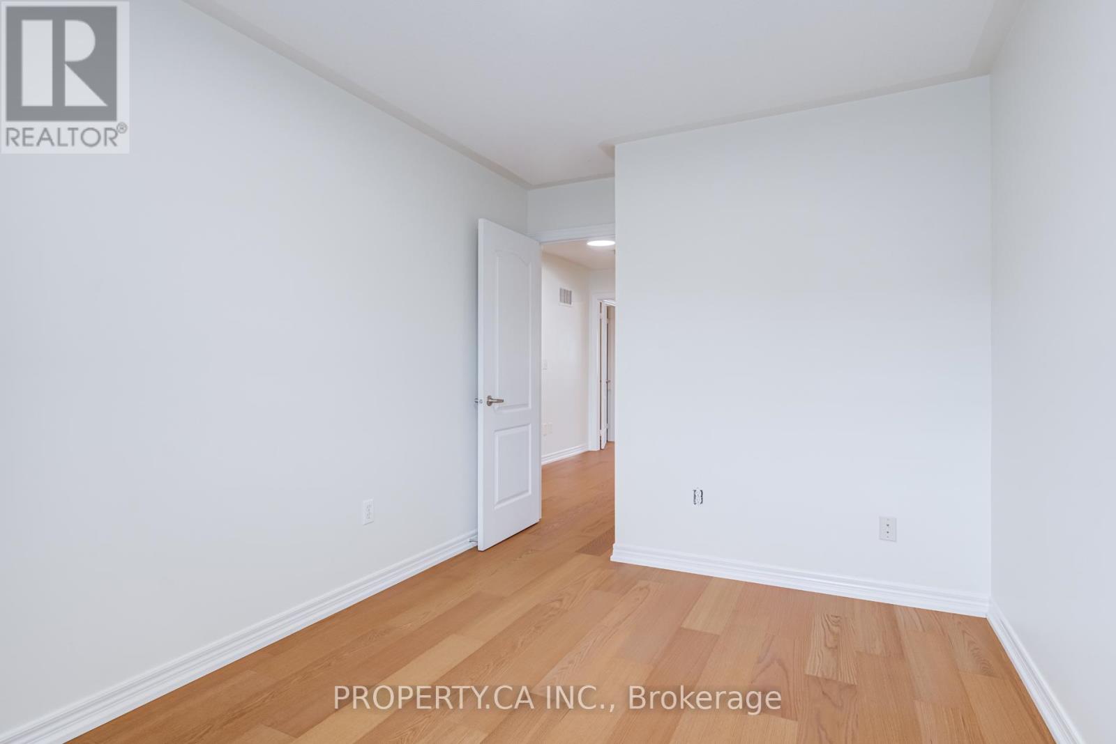 3347 Eglinton Avenue W, Mississauga, Ontario  L5M 7W8 - Photo 33 - W13444220