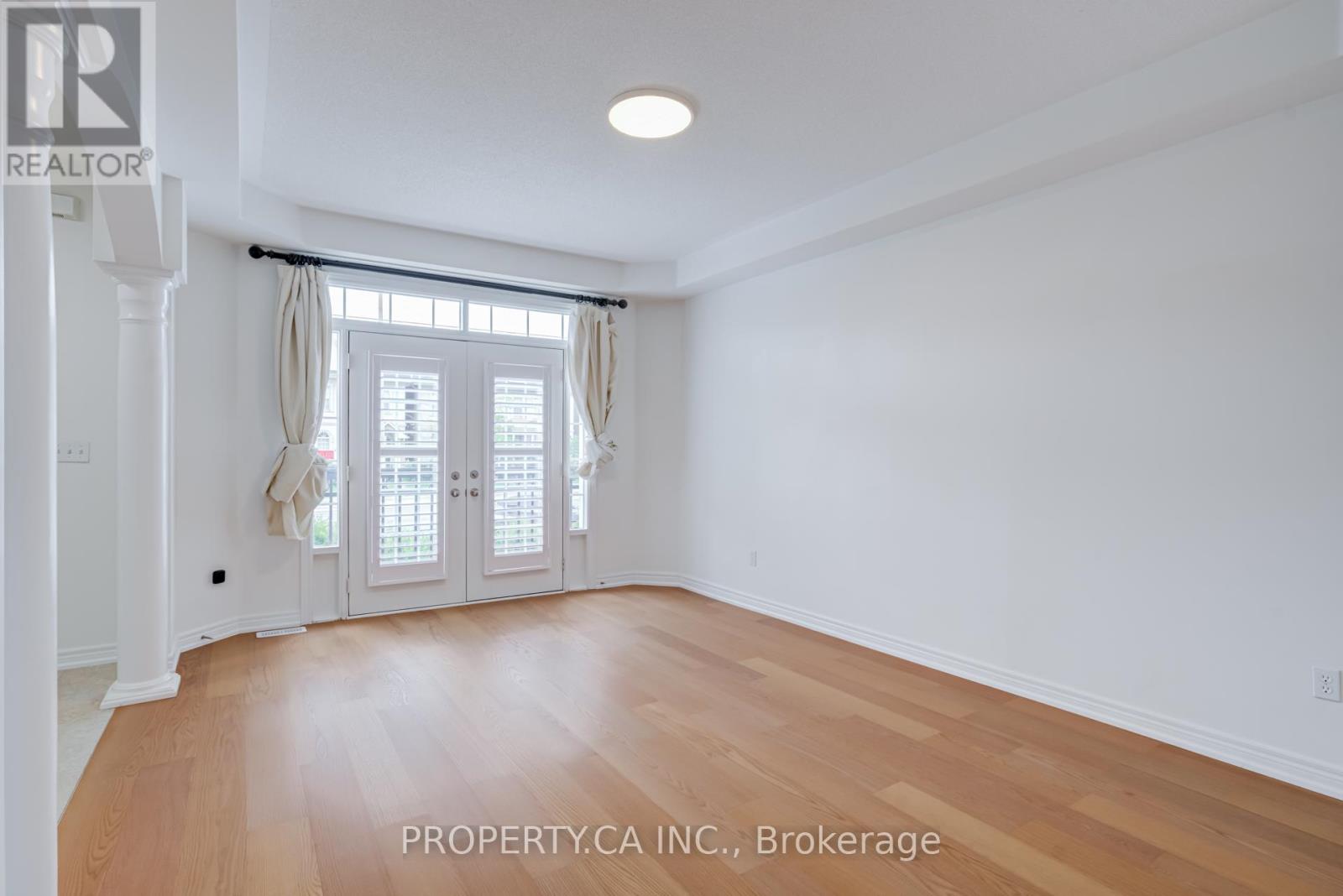 3347 Eglinton Avenue W, Mississauga, Ontario  L5M 7W8 - Photo 4 - W13444220