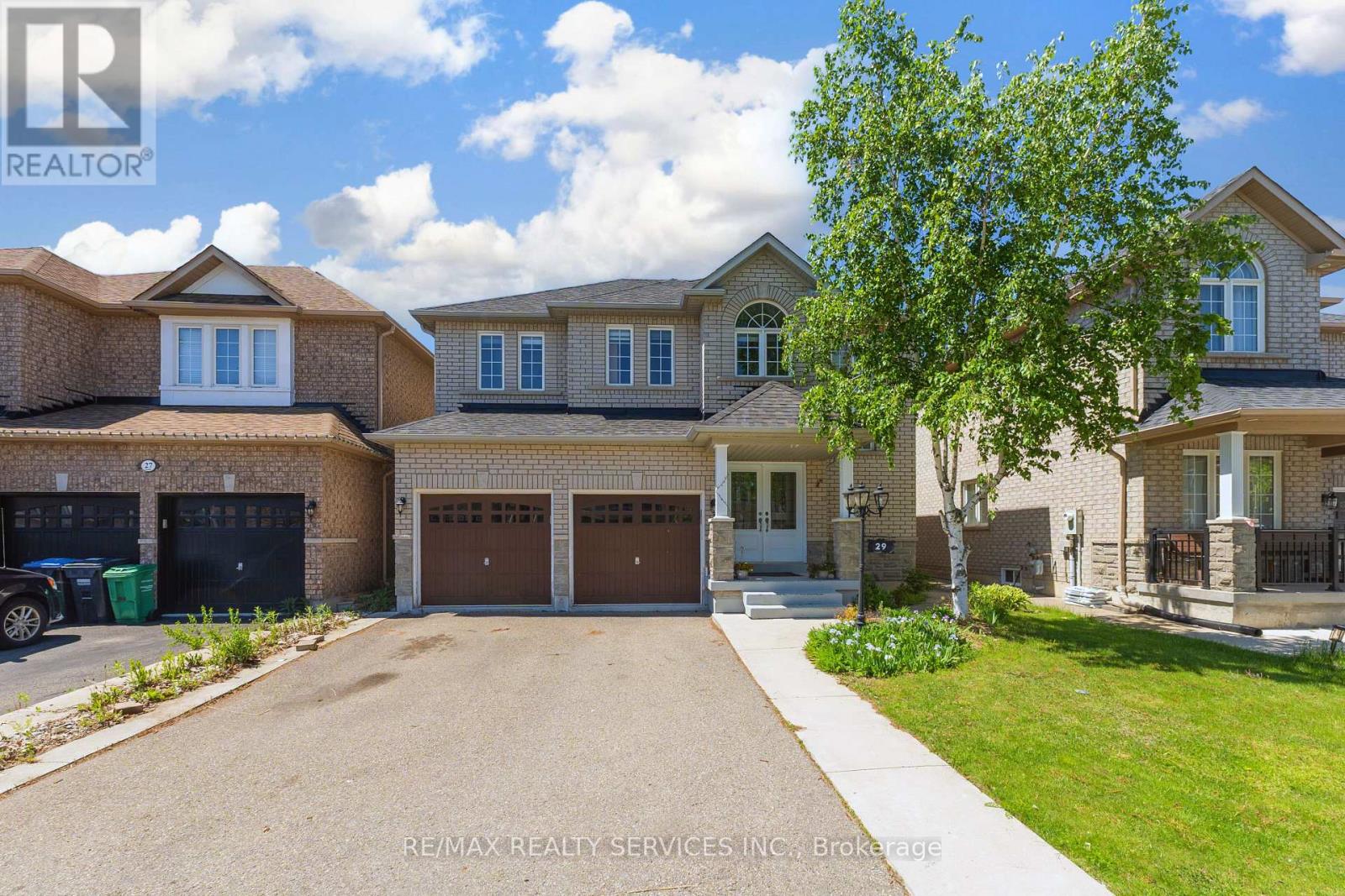 29 Sir Jacobs Crescent, Brampton, Ontario  L7A 3V2 - Photo 1 - W13444248