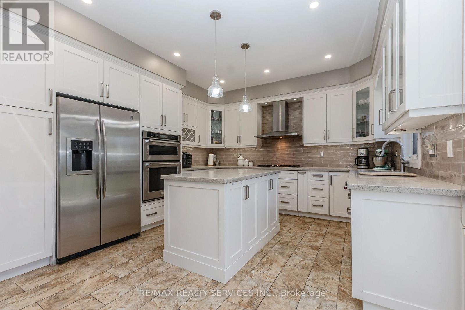 29 Sir Jacobs Crescent, Brampton, Ontario  L7A 3V2 - Photo 17 - W13444248