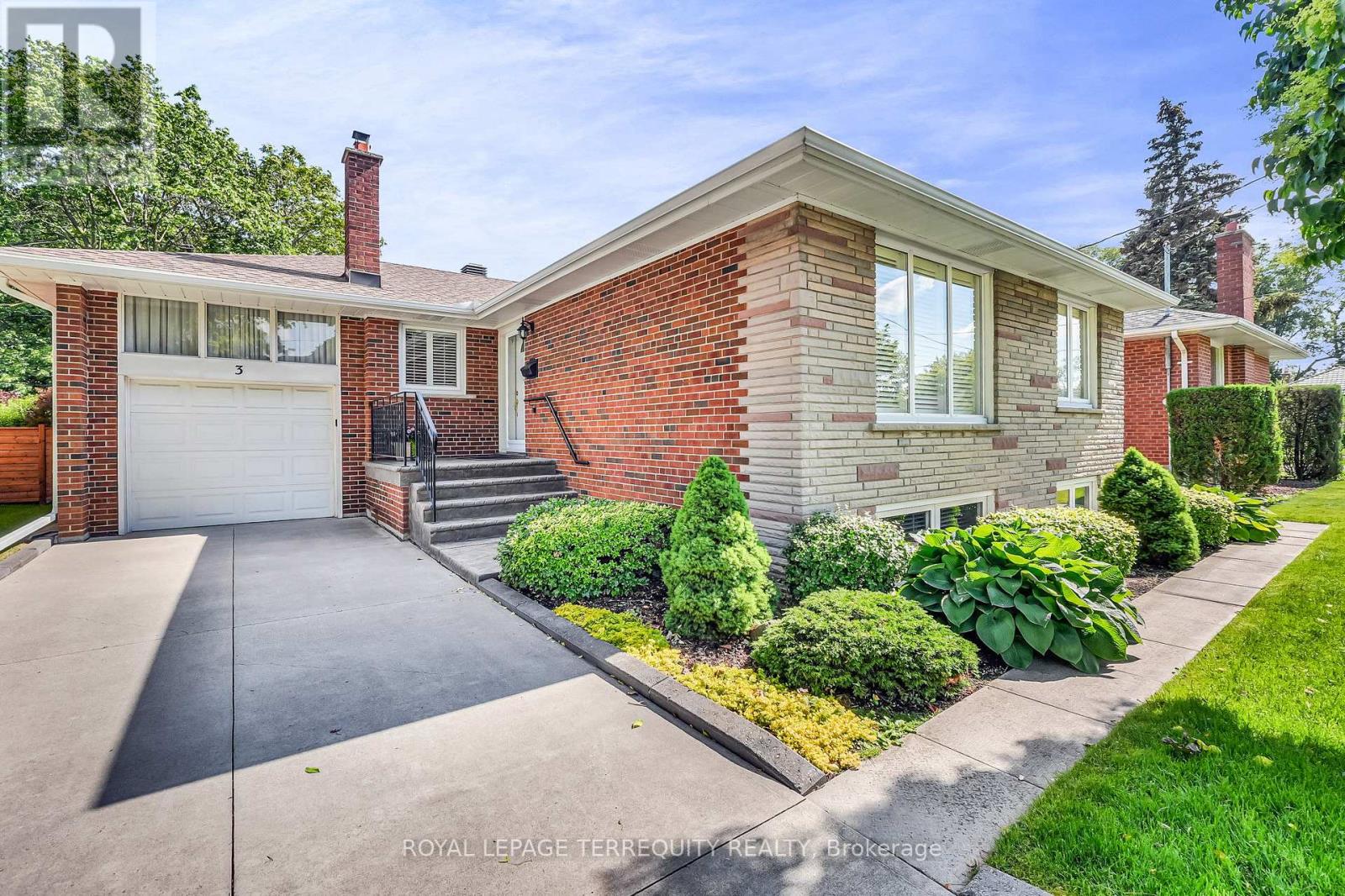 3 Avery Avenue, Toronto, Ontario  M9C 1K1 - Photo 3 - W13444250